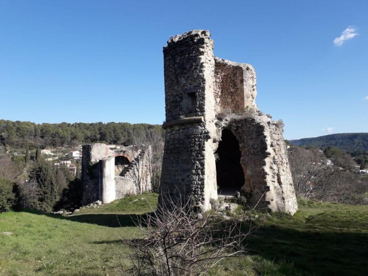 Villa Lei Rigaue Salernes Exteriér fotografie